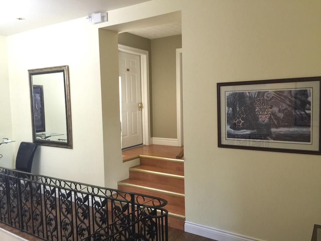 Grey Rose Suites Hanover Esterno foto