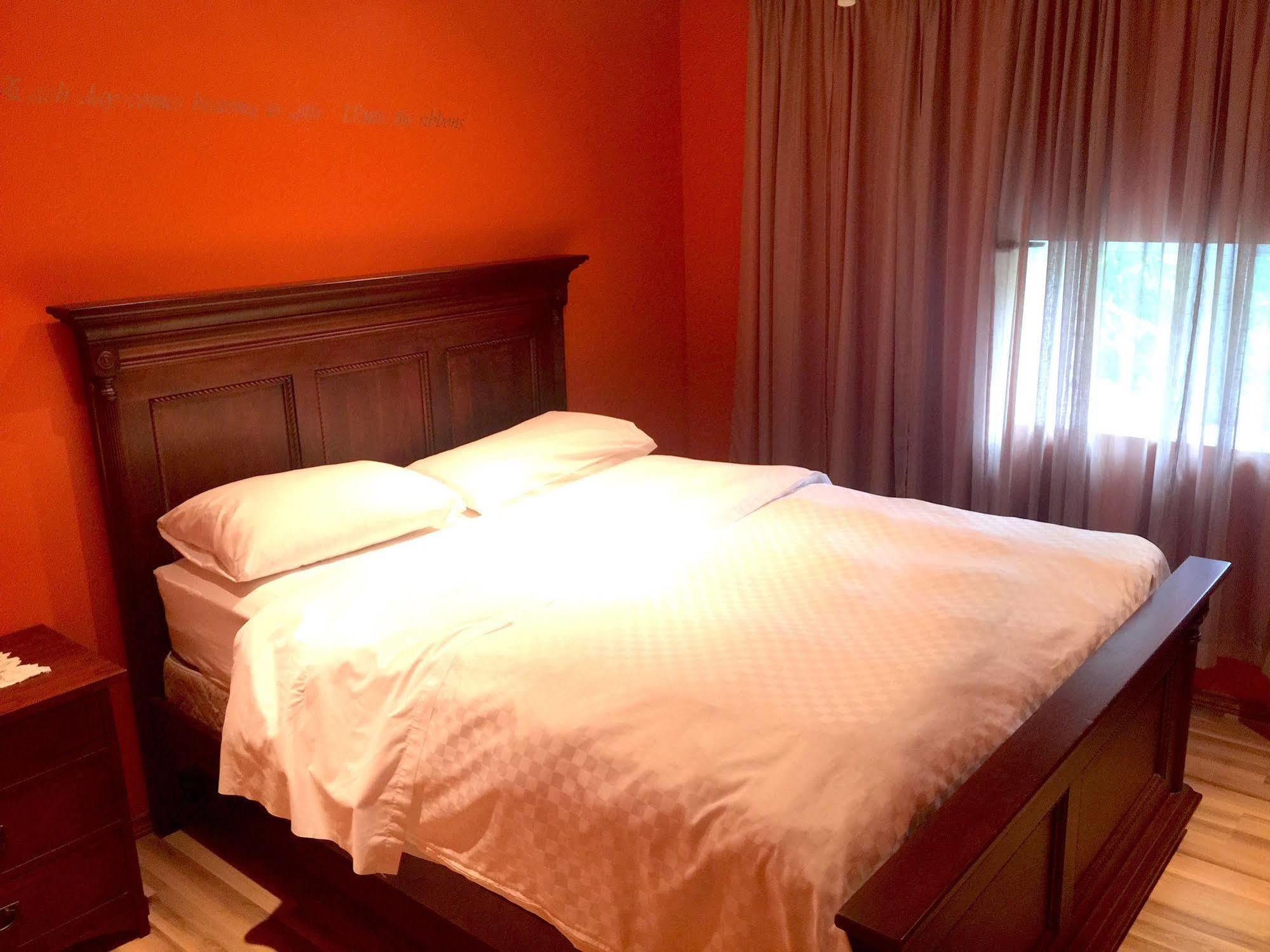 Grey Rose Suites Hanover Esterno foto