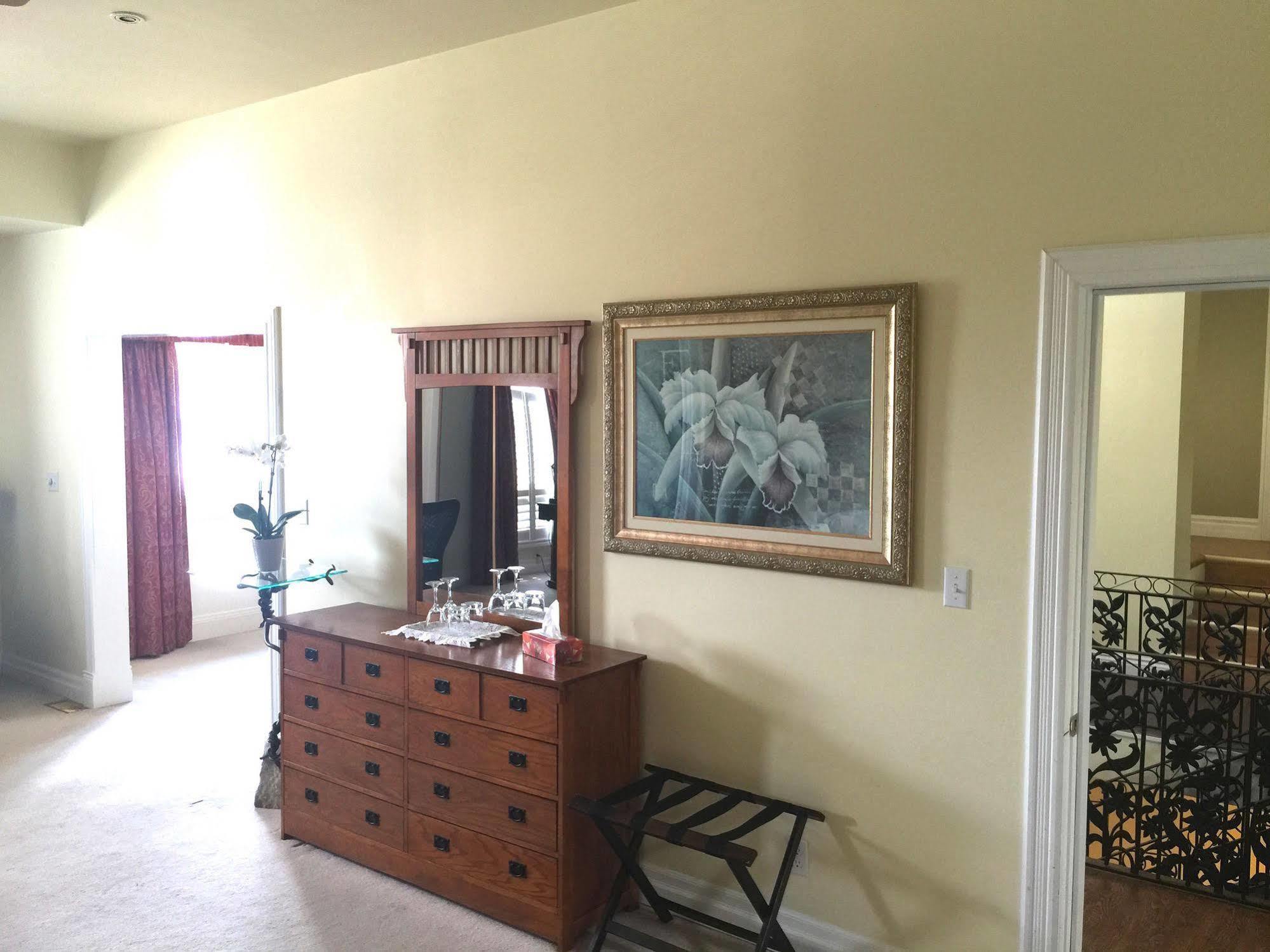 Grey Rose Suites Hanover Esterno foto