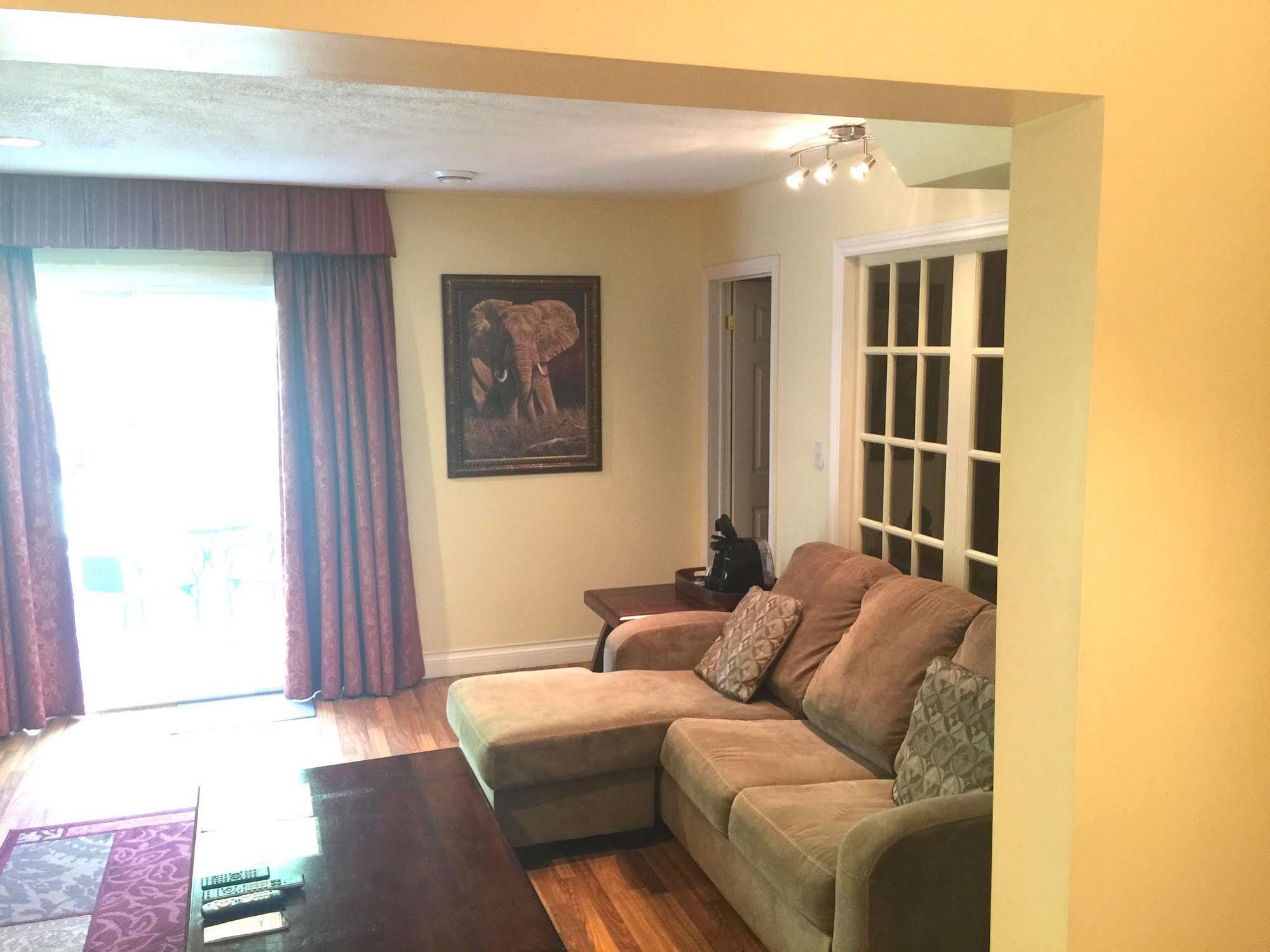 Grey Rose Suites Hanover Esterno foto